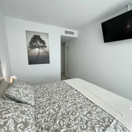 Seascape Luxury Apartment