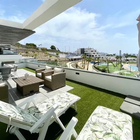Seascape Luxury Apartment
